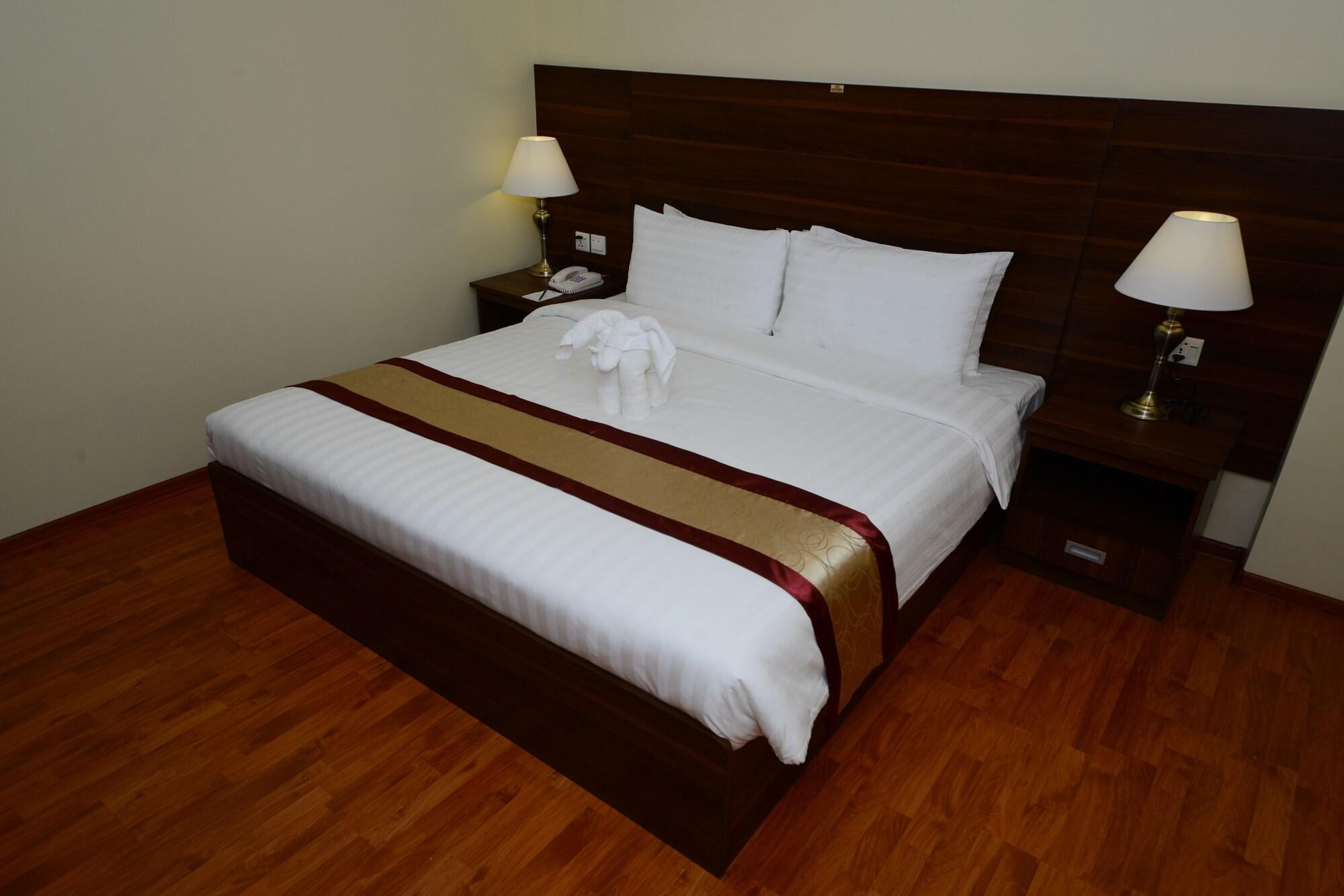 Silver Green Hotel Yangon Extérieur photo