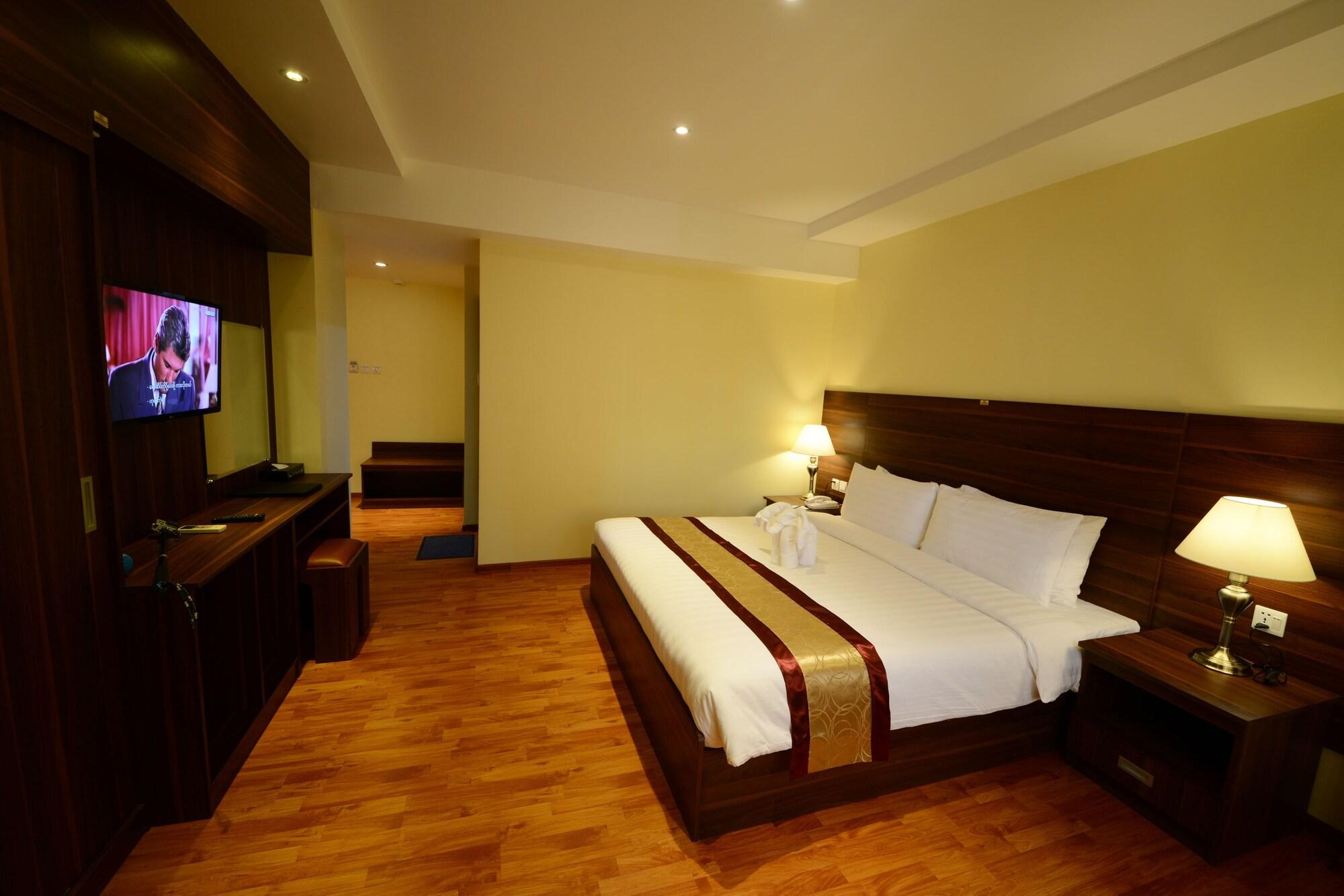 Silver Green Hotel Yangon Extérieur photo