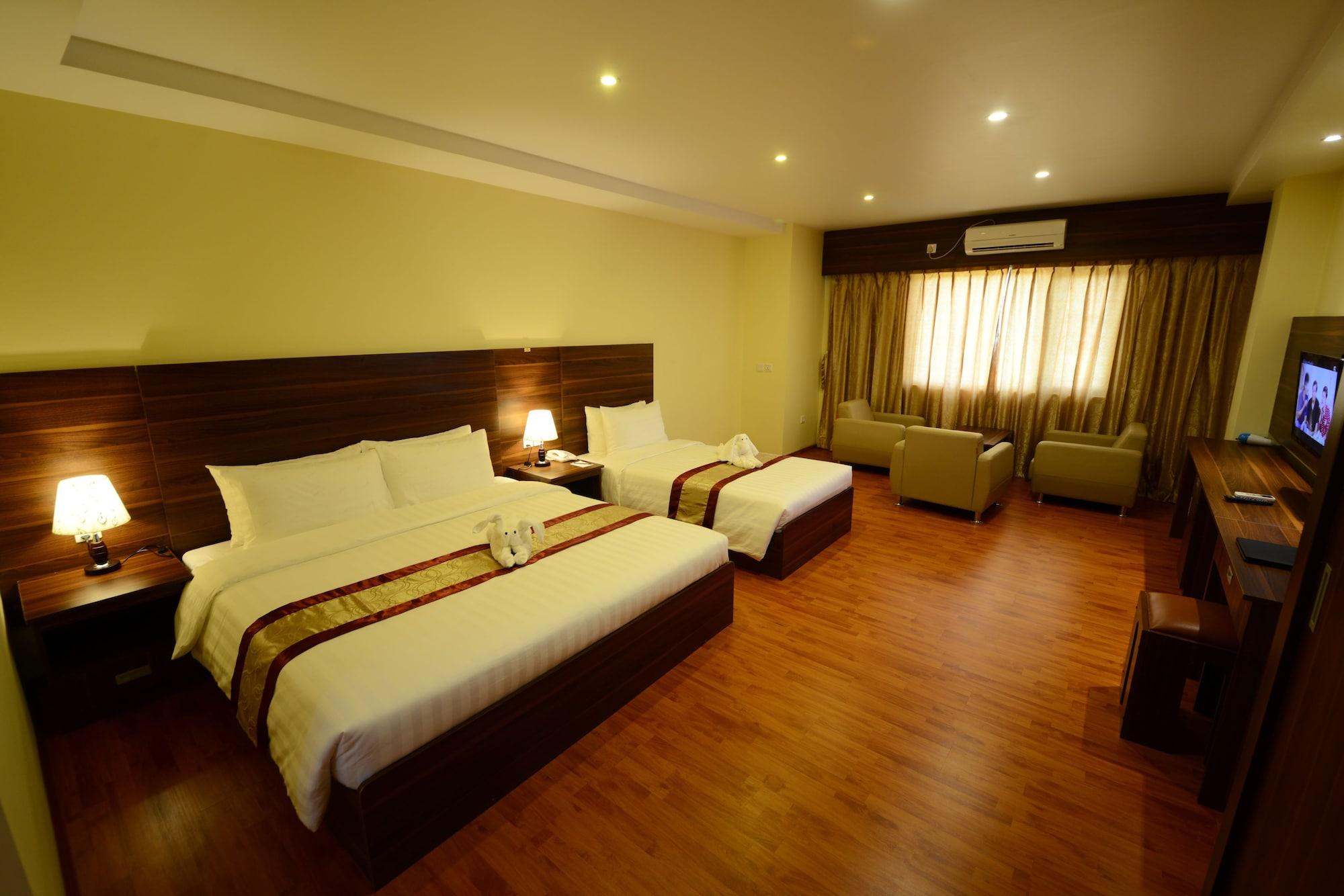 Silver Green Hotel Yangon Extérieur photo