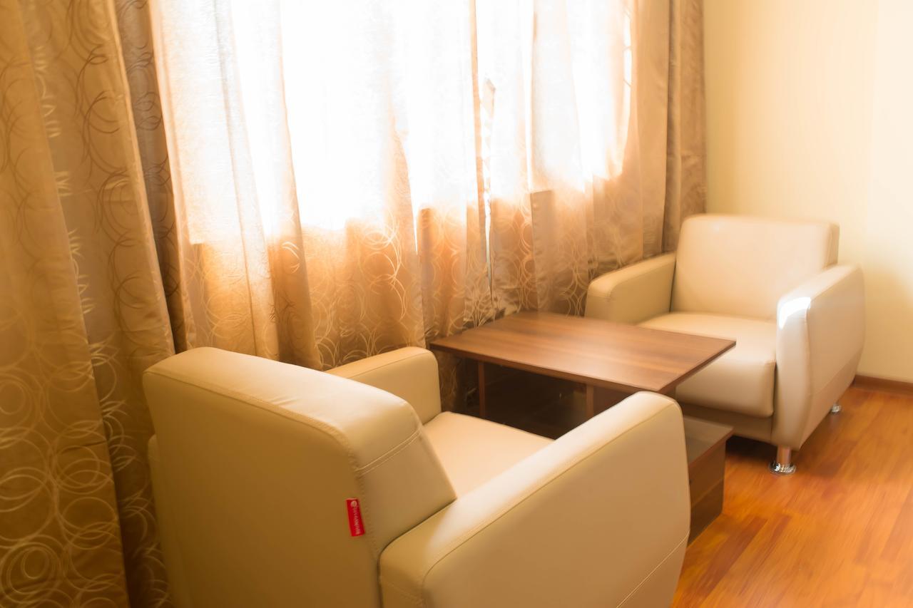 Silver Green Hotel Yangon Extérieur photo